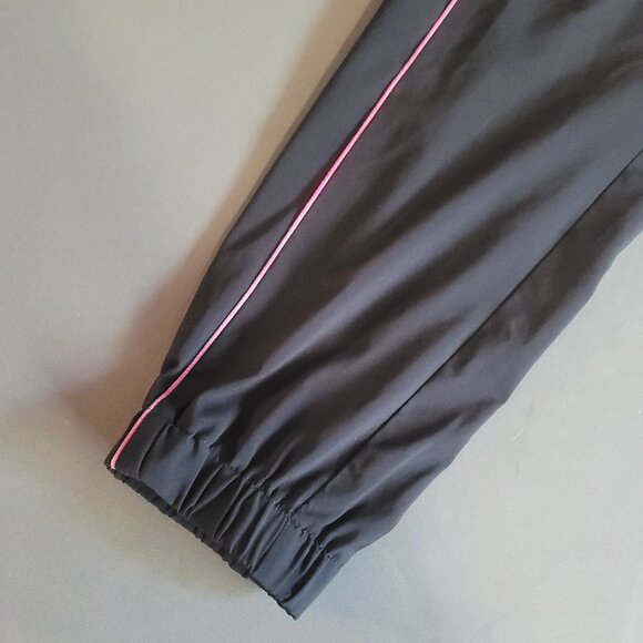 Smash + Tess x Barbie Jogger Pants Womens S Black Media Pockets Stretch Active - Picture 4 of 15